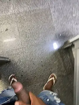 Snapshot of hudson19cm chatting on February 22, 2026, 2:02 am hudson19cm online show from February 22, 2026, 2:02 am