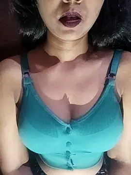 Snapshot of Ayesha_Khan1 chatting on April 19, 2026, 11:20 am Ayesha Khan1 online show from April 19, 2026, 11:20 am