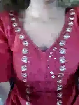 Snapshot of Ayesha_Khan1 chatting on May 17, 2026, 5:38 am Ayesha Khan1 online show from May 17, 2026, 5:38 am