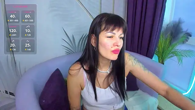 Snapshot of Agata__Moore chatting on February 11, 2026, 2:27 am Agata Moore online show from February 11, 2026, 2:27 am