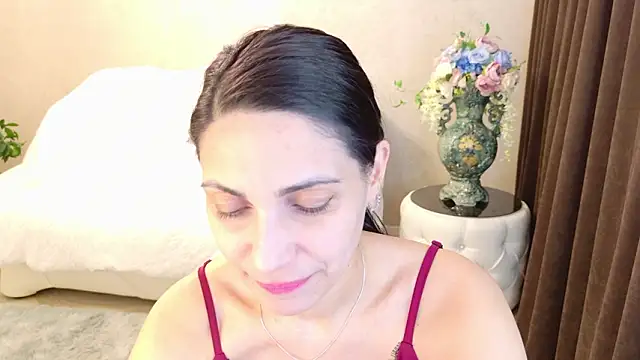 Snapshot of LovelyBeatrice chatting on February 21, 2026, 10:49 am LovelyBeatrice online show from February 21, 2026, 10:49 am