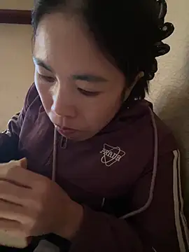 Snapshot of Keola_kwad chatting on February 4, 2026, 3:23 am Keola kwad online show from February 4, 2026, 3:23 am