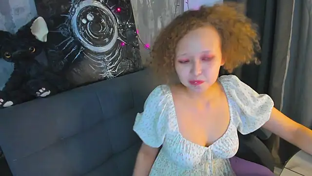 Senya Sol online show from June 4, 2026, 10:16 pm