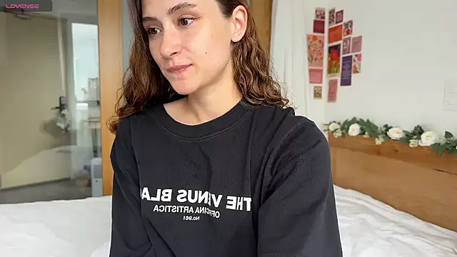 Snapshot of cutiemari chatting on March 9, 2026, 4:38 am cutiemari online show from March 9, 2026, 4:38 am