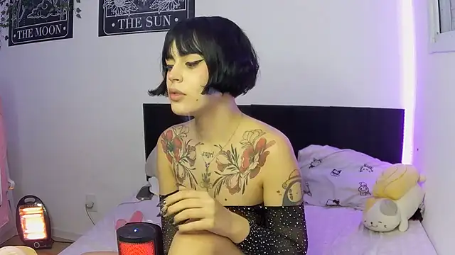 Snapshot of ariane_kimiko chatting on June 26, 2026, 2:49 am ariane kimiko online show from June 26, 2026, 2:49 am