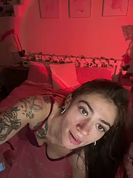 ValenciaTheVixenXX online show from February 24, 2026, 8:18 pm