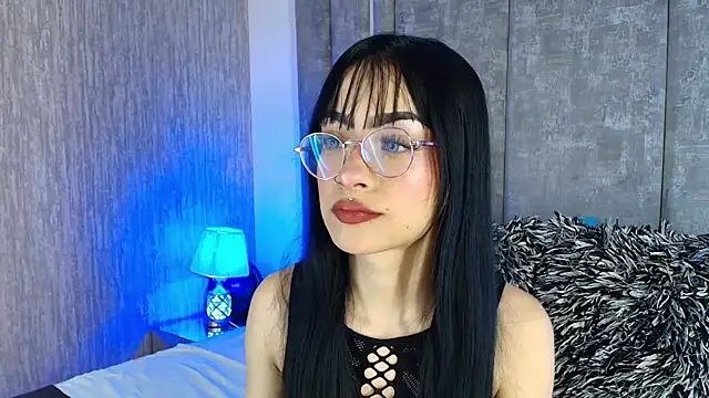 Snapshot of JaneeDaviss chatting on February 13, 2026, 7:43 pm JaneeDaviss online show from February 13, 2026, 7:43 pm