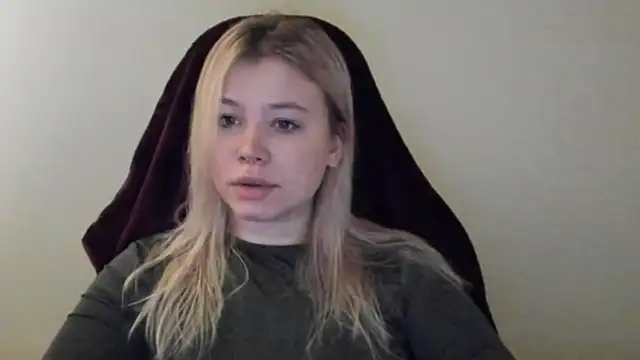 Snapshot of Lulu_Di chatting on February 6, 2026, 11:41 pm Lulu Di online show from February 6, 2026, 11:41 pm