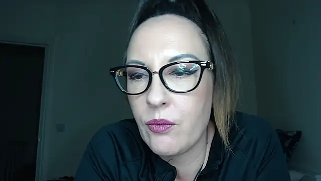 PsychicDominatrix online show from February 10, 2026, 8:35 pm