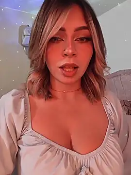 Snapshot of BellaDonna_16 chatting on February 21, 2026, 4:02 am BellaDonna 16 online show from February 21, 2026, 4:02 am