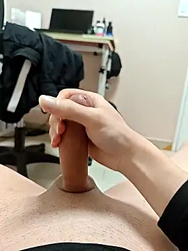 HaryloveX online show from February 7, 2026, 4:33 pm