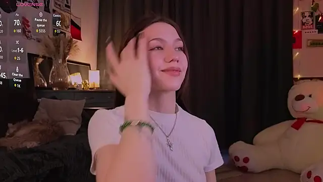 Kendaliby  online show from February 20, 2026, 1:57 am