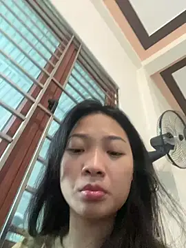 Snapshot of Lyn-be99 chatting on February 16, 2026, 12:29 am Lyn-be99 online show from February 16, 2026, 12:29 am