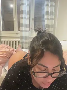 Melissa-suisse online show from February 28, 2026, 1:23 pm