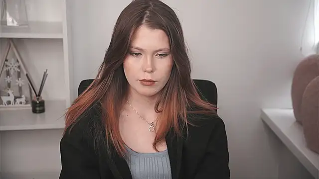 Snapshot of MarnieWootan chatting on February 26, 2026, 4:44 am MarnieWootan online show from February 26, 2026, 4:44 am