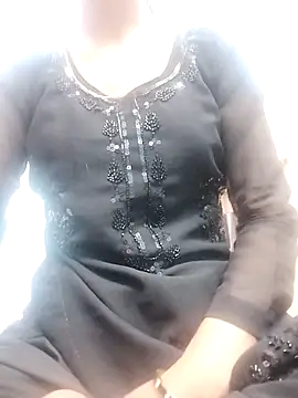 Snapshot of Noor-09- chatting on February 23, 2026, 10:34 am Noor-09- online show from February 23, 2026, 10:34 am