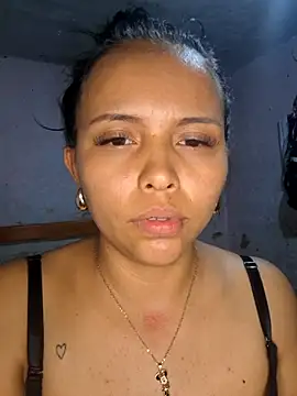 Daniela Cruz  online show from February 10, 2026, 9:08 pm