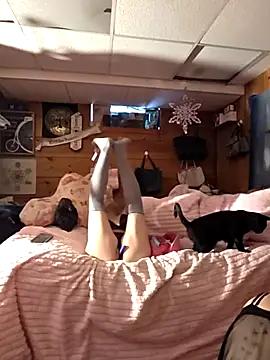 Snapshot of BeautifulFire23 chatting on February 2, 2026, 6:06 pm BeautifulFire23 online show from February 2, 2026, 6:06 pm