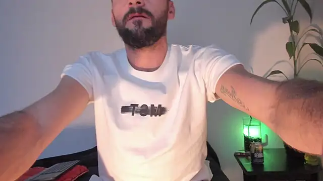 Erickpritz xh online show from April 19, 2026, 10:23 pm