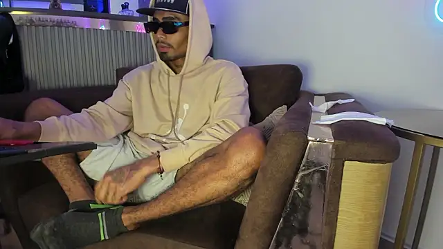 Rpoolrboy online show from February 26, 2026, 8:24 am