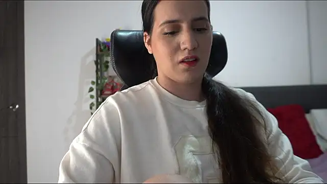 alexajhonsons online show from February 11, 2026, 11:10 pm