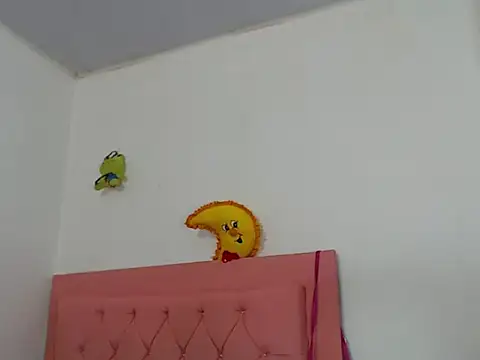 violetaconny online show from March 16, 2026, 7:23 am