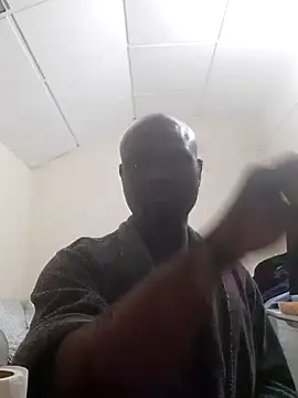 Snapshot of Dmakaty chatting on March 17, 2026, 10:35 pm Dmakaty online show from March 17, 2026, 10:35 pm