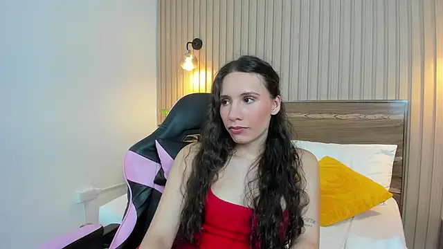 Snapshot of valeryn__rosse chatting on July 15, 2026, 7:41 pm valeryn rosse online show from July 15, 2026, 7:41 pm