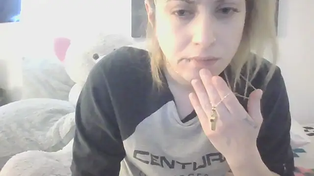 SpicyNatashaXO online show from February 10, 2026, 4:33 pm