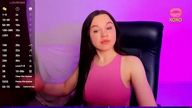 Mia Mia999 online show from April 8, 2026, 7:47 pm