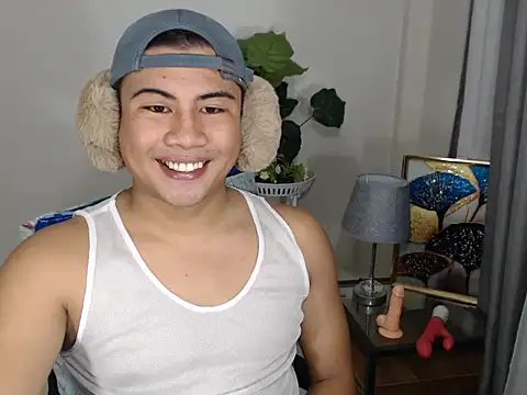 Snapshot of beraldick chatting on February 8, 2026, 10:29 am beraldick online show from February 8, 2026, 10:29 am