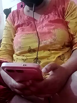 Sweety queen2580 online show from February 23, 2026, 7:44 pm