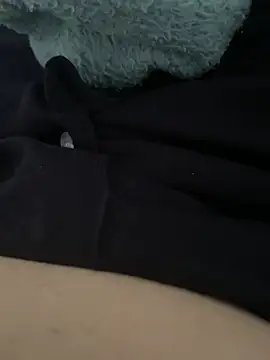 teubrinquedinho online show from April 10, 2026, 6:01 pm