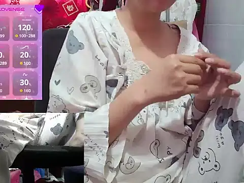 Snapshot of song_ngan chatting on February 12, 2026, 2:39 am song ngan online show from February 12, 2026, 2:39 am