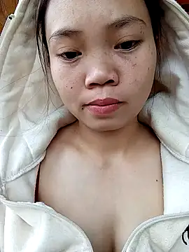 Snapshot of derylove_ chatting on February 24, 2026, 7:39 am derylove online show from February 24, 2026, 7:39 am