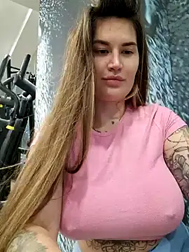 TattooGirlAlia online show from December 25, 2024, 6:19 pm