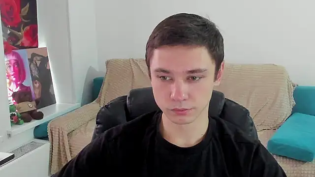 Snapshot of Alexmansuper chatting on February 13, 2026, 12:01 pm Alexmansuper online show from February 13, 2026, 12:01 pm