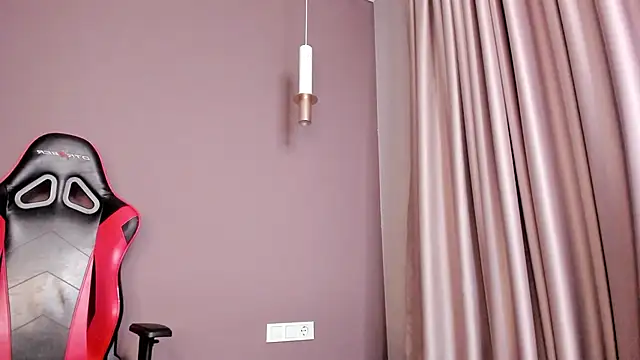 hellewkitty online show from February 1, 2026, 1:20 pm