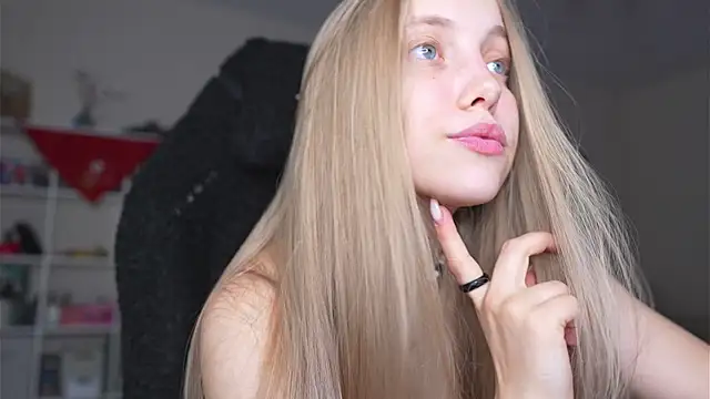 Appr0ved  online show from April 23, 2026, 5:15 pm