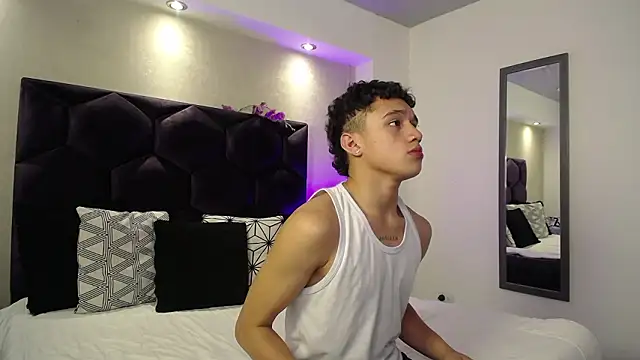 Dominik Souza online show from March 10, 2026, 6:57 pm