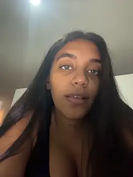 Snapshot of Arianna-Dior chatting on June 14, 2026, 9:50 pm Arianna-Dior online show from June 14, 2026, 9:50 pm