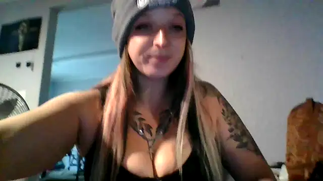 Gypsymomma17 online show from June 10, 2026, 8:30 pm