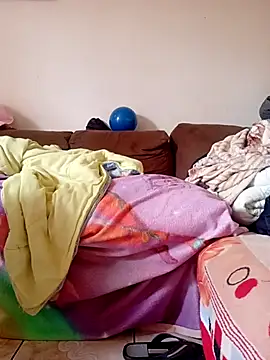 Snapshot of negrim10 chatting on February 4, 2026, 6:03 pm negrim10 online show from February 4, 2026, 6:03 pm