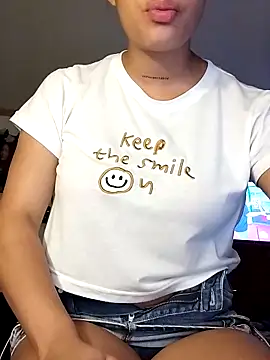 Snapshot of Churitos69 chatting on February 9, 2026, 11:20 pm Churitos69 online show from February 9, 2026, 11:20 pm