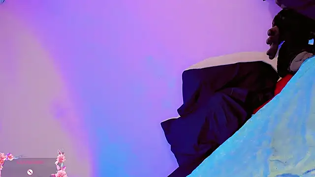 zoe rous2 online show from March 18, 2026, 1:47 pm