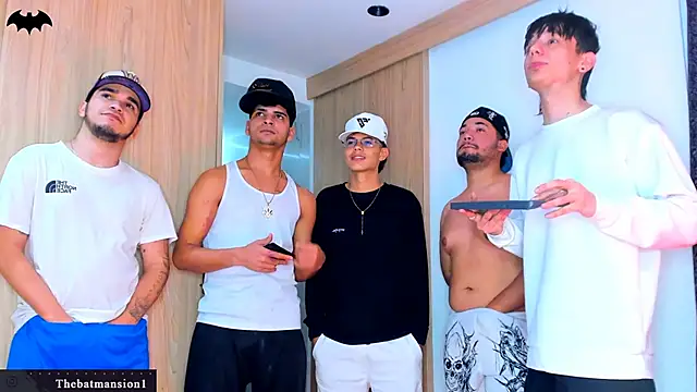 TheBatMansion online show from March 12, 2026, 3:01 am