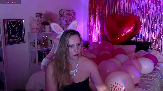 ArchangelTheFrancaise online show from February 14, 2026, 9:33 pm