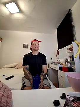 Snapshot of Zarc_Jhonson chatting on January 24, 2025, 12:41 pm Zarc Jhonson online show from January 24, 2025, 12:41 pm