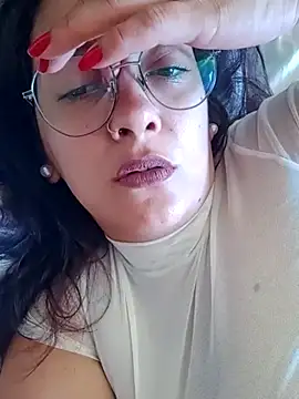 Snapshot of kuramaqueen chatting on February 17, 2026, 5:52 pm kuramaqueen online show from February 17, 2026, 5:52 pm