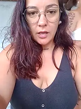 Snapshot of kuramaqueen chatting on February 21, 2026, 6:09 pm kuramaqueen online show from February 21, 2026, 6:09 pm